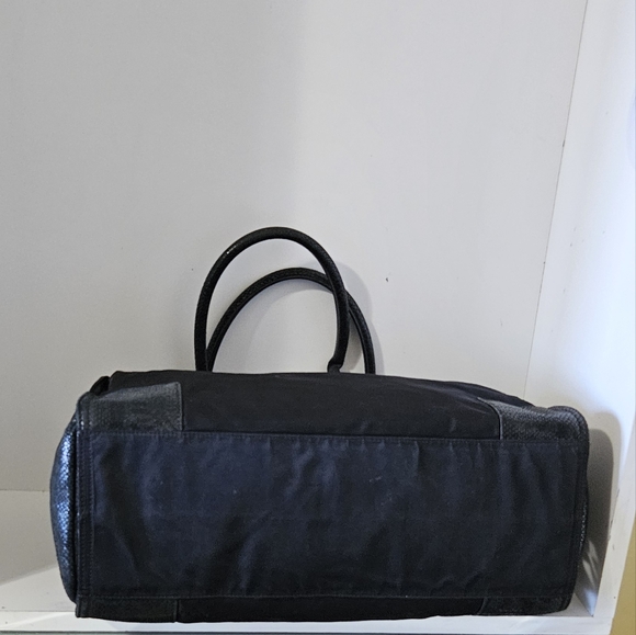 LikeNew!Tory Burch XXL Black Nylon and snake leather Tote bag - Picture 8 of 12